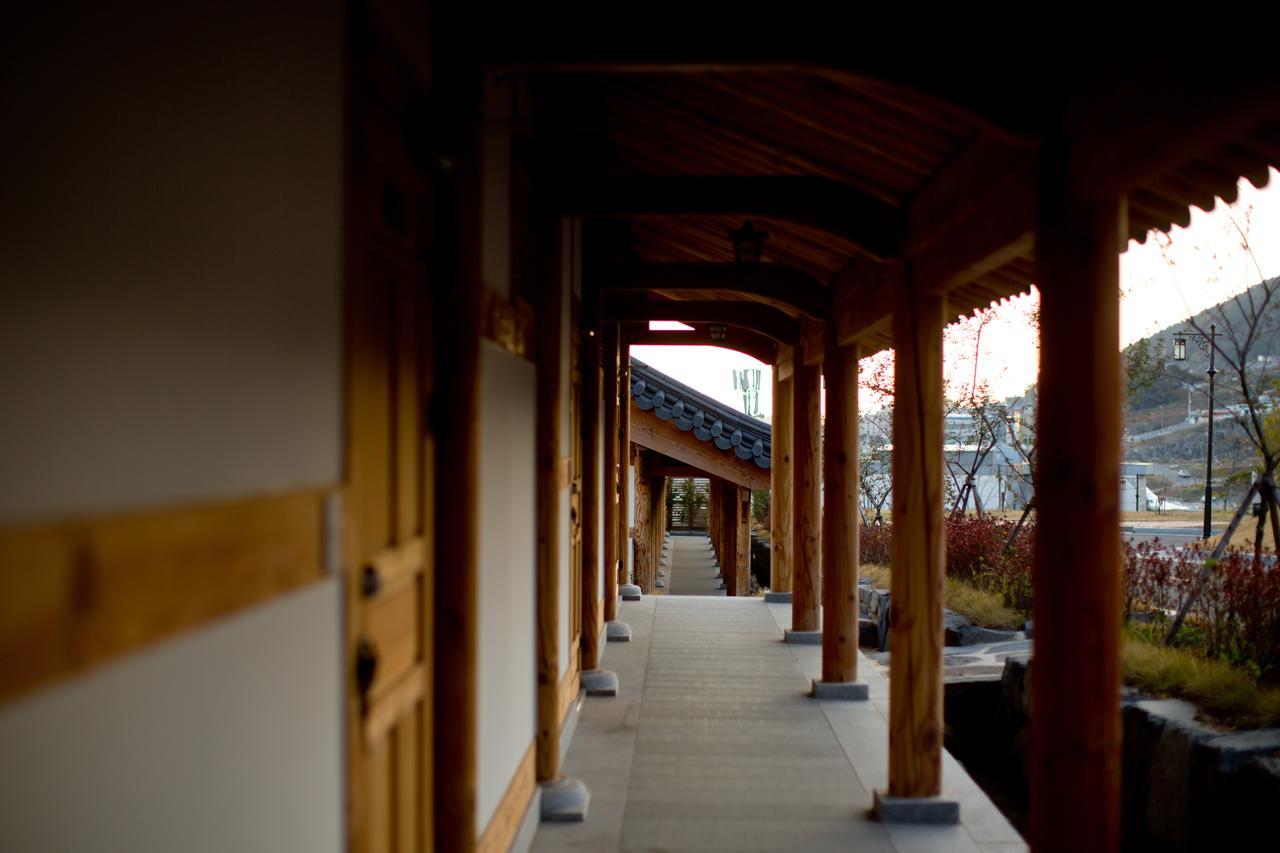 Korea Traditional Hotel O Dong Jae Yeosu Bagian luar foto